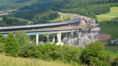 Sprengung der Sinntalbrücke in Bad Brückenau